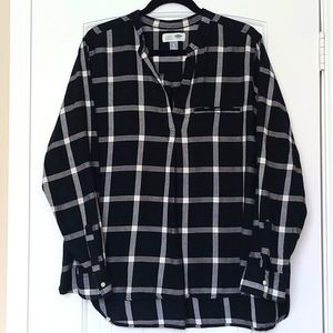 Old Navy Black and White Plaid Top XL